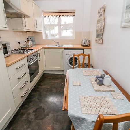 10 The Orchard Apartment Colwyn Bay Exterior photo
